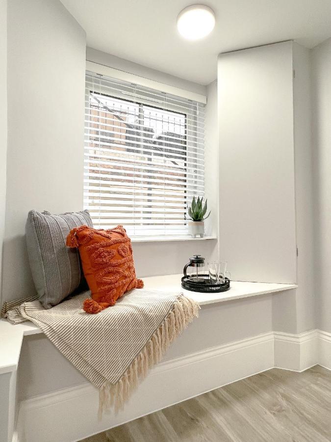 Apartamento The Bohemian Basement Maidstone Exterior foto