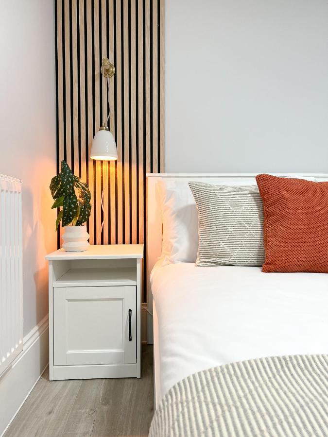 Apartamento The Bohemian Basement Maidstone Exterior foto