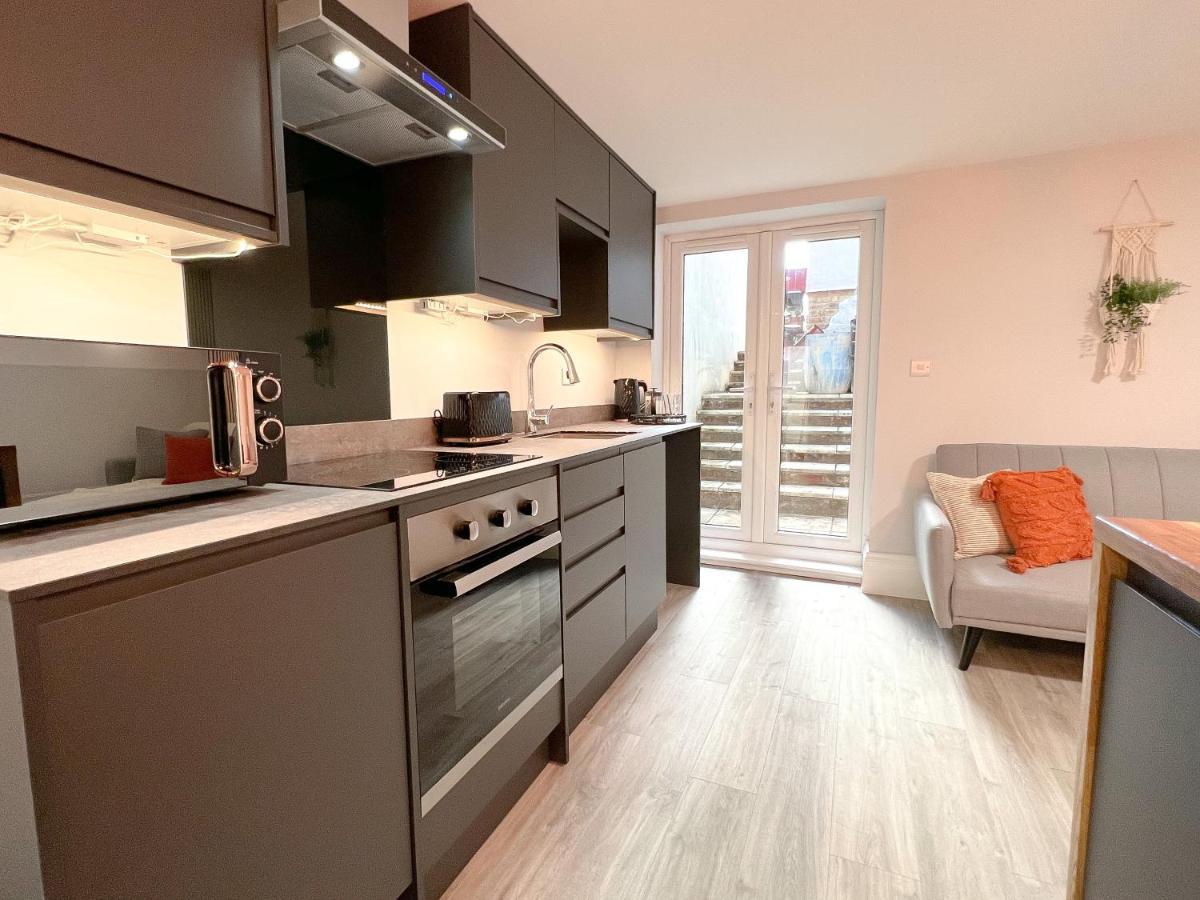 Apartamento The Bohemian Basement Maidstone Exterior foto